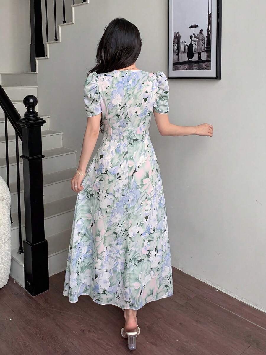 Elara Women's Green Floral V-Neck Puff Sleeve A-Line Maxi Dress