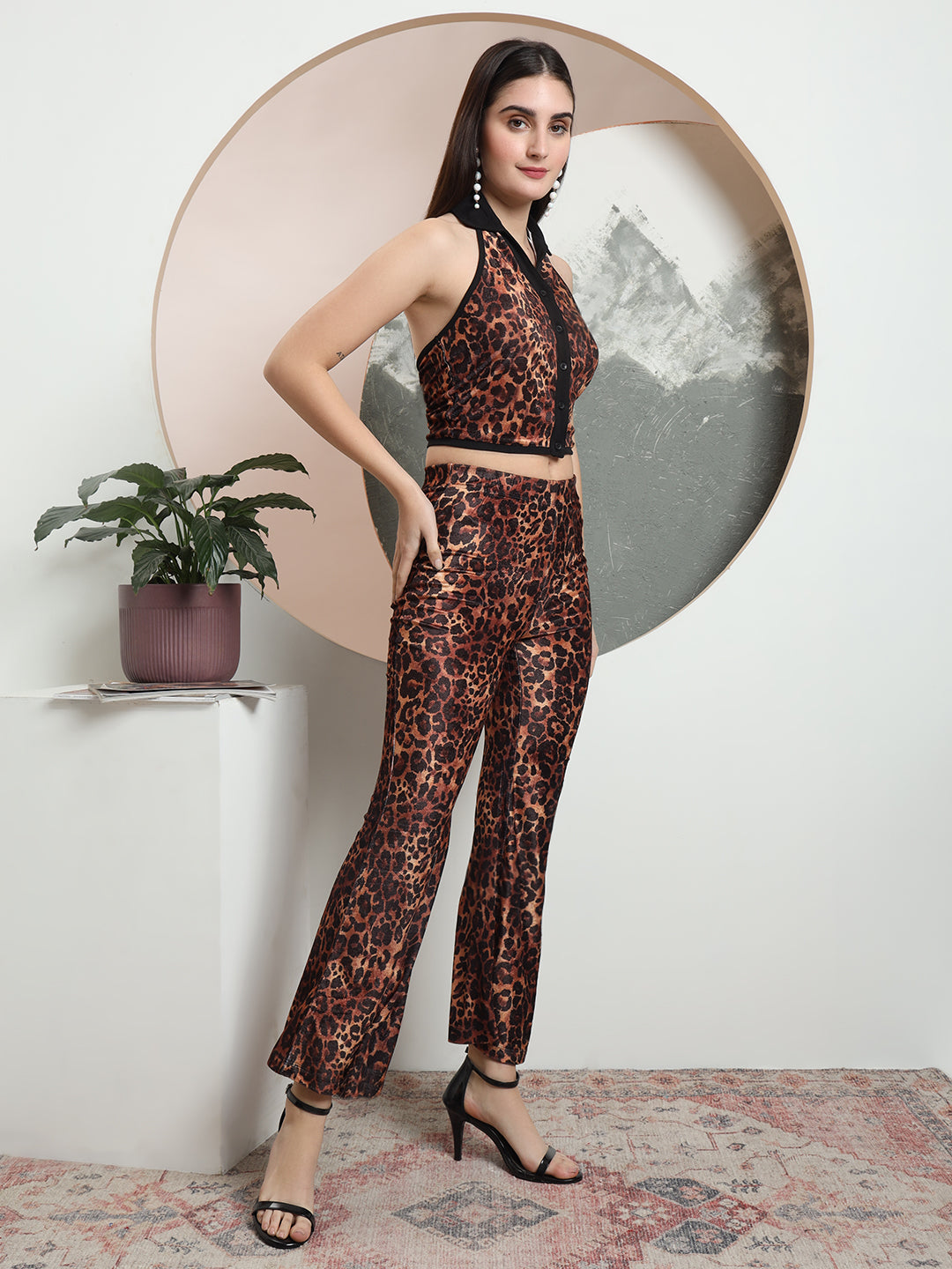 Elara Women Animal Printed Velvet Co-ord Set