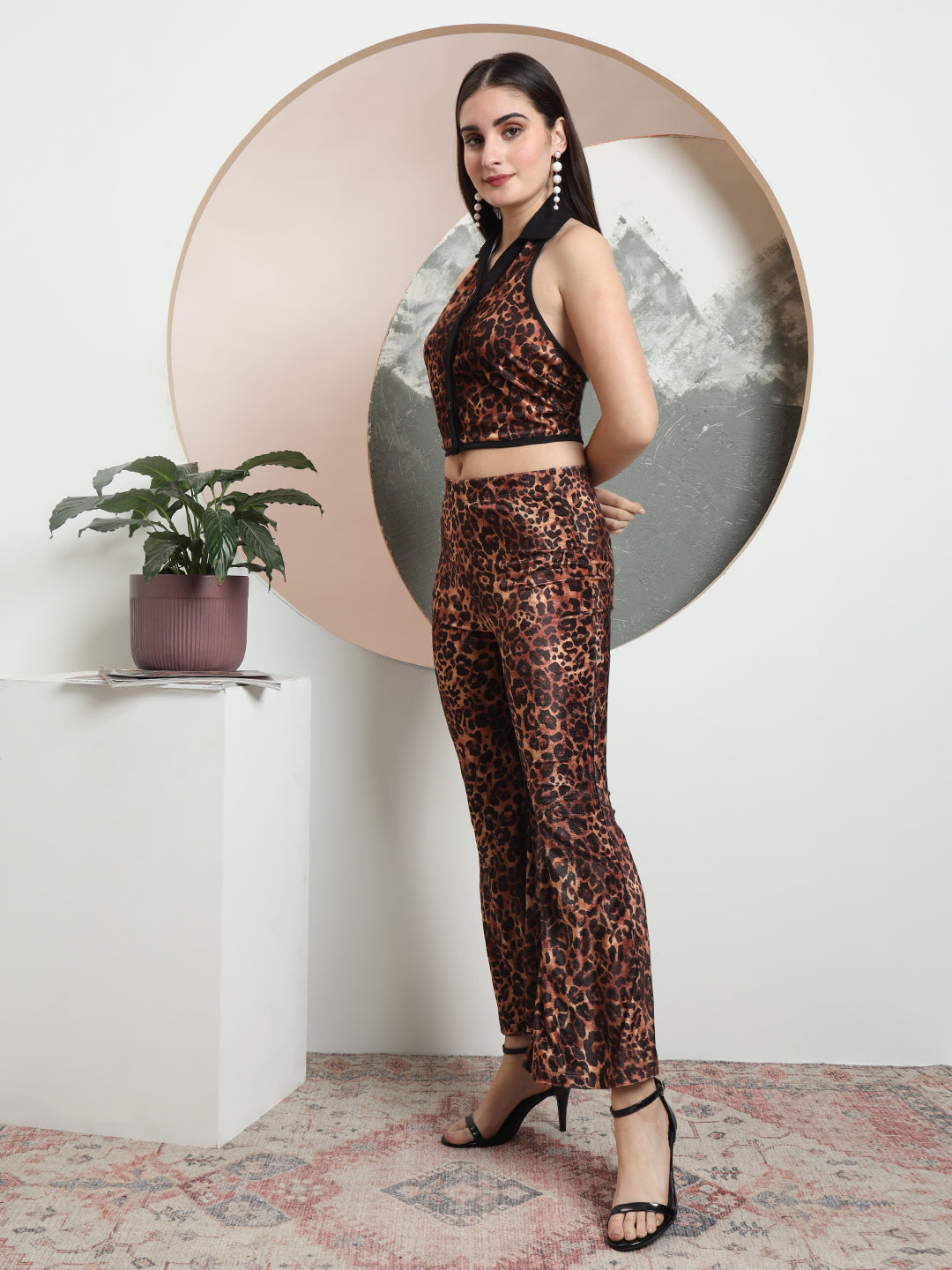 Elara Women Animal Printed Velvet Co-ord Set